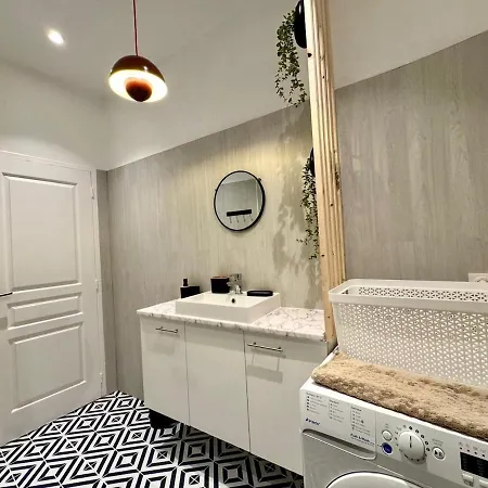 Le Berlioz Terrasse Centre Apartment